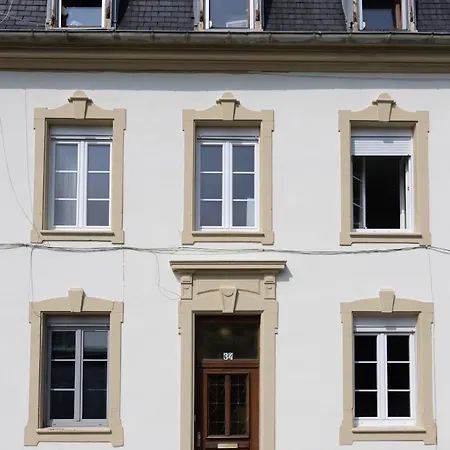 Automobile Апартаменты Мюлуз